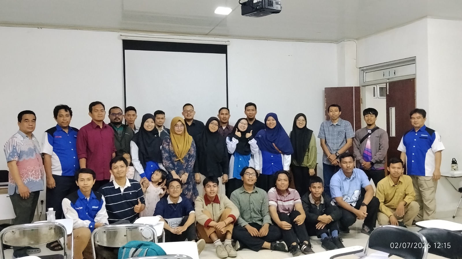 Unsika Terjunkan Mahasiswa Ke16 Desa Sosialisasikan Digitalisasi