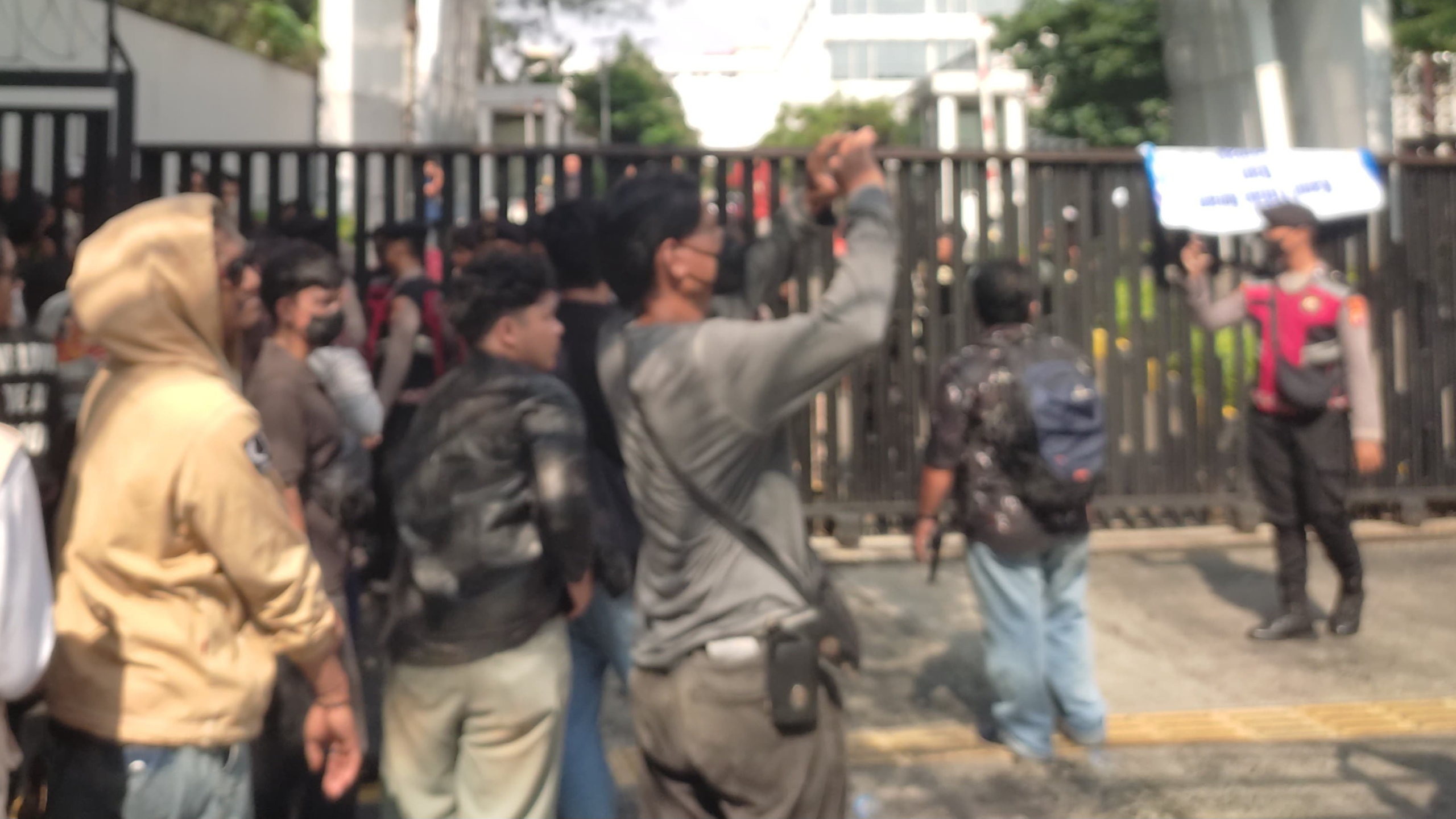 Warga Babakanbogor Geruduk Pertamina Pusat Tagih Janji Ganti Rugi Buffer Zone Cikampek