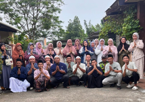 Usai Idulfitri 1447 H, Warga Rt. 33 Perum Bintang Alam Gelar Halal Bihalal