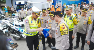 Wakapolri Tinjau Pos Terpadu KM 57, Puji Inovasi Pelayanan Mudik Polda Jabar dan Polres Karawang