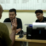 Polres Karawang Amankan ” PACI ” Pengedar Obat Keras Terlarang ( OKT) Di Cikampek