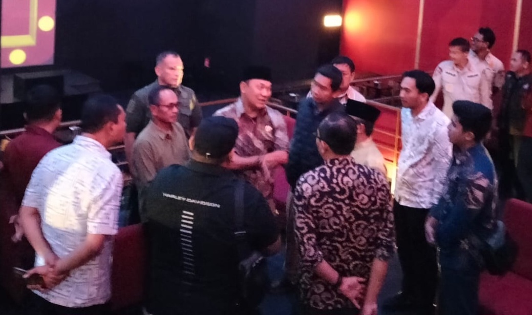 DPRD Karawang Sidak Theatre Night Mart Tuvarep Rekomendasikan Penutupan Sementara