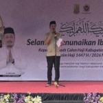 Bupati Karawang Aep Syaepuloh Lepas 444 Jemaah Haji Gelombang 2 Kloter 9 JKS
