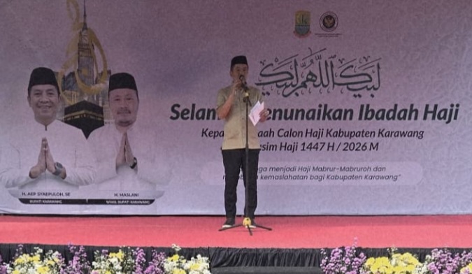 Bupati Karawang Aep Syaepuloh Lepas 444 Jemaah Haji Gelombang 2 Kloter 9 JKS