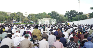 Pemkab Karawang Gelar Shalat IdulAdha 1447H di Lapangan Karangpawitan , Bupati Aep Ajak Warga Tebar Kepedulian Sosial