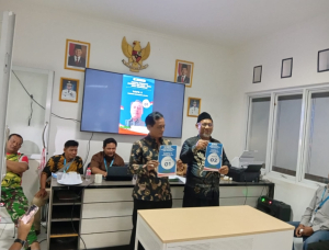 Ustadz H. Ujang Yusuf, S.Ag Nomor Urut 02, Warga RW 002 Perkuat Dukungan di Dapil 5 Bintang Alam