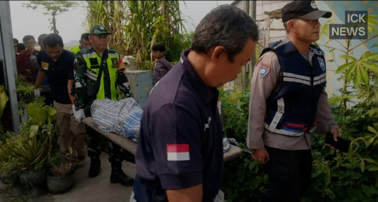 Polisi Lakukan Olah TKP Kematian Wanita Setengah Baya  di Pinggir  Sawah