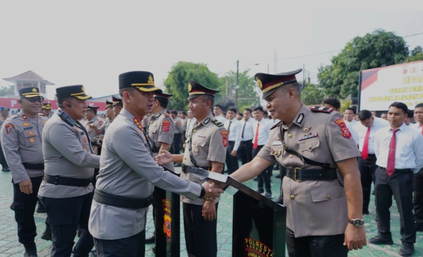 Polresta Karawang Rotasi Sejumlah Kapolsek Untuk Penguatan Layanan Publik